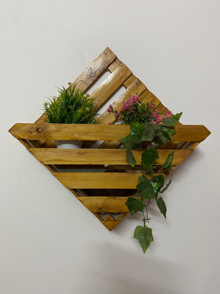 Diamond Planter